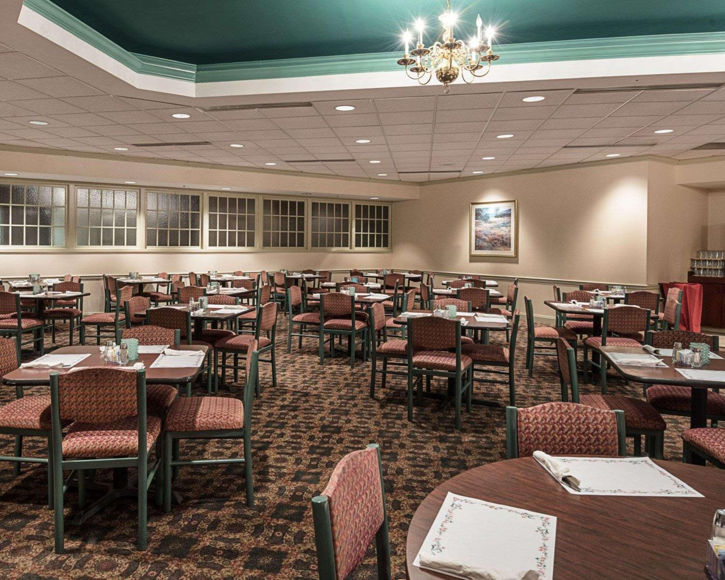 Clarion Hotel & Conference Center Shepherdstown Exterior foto