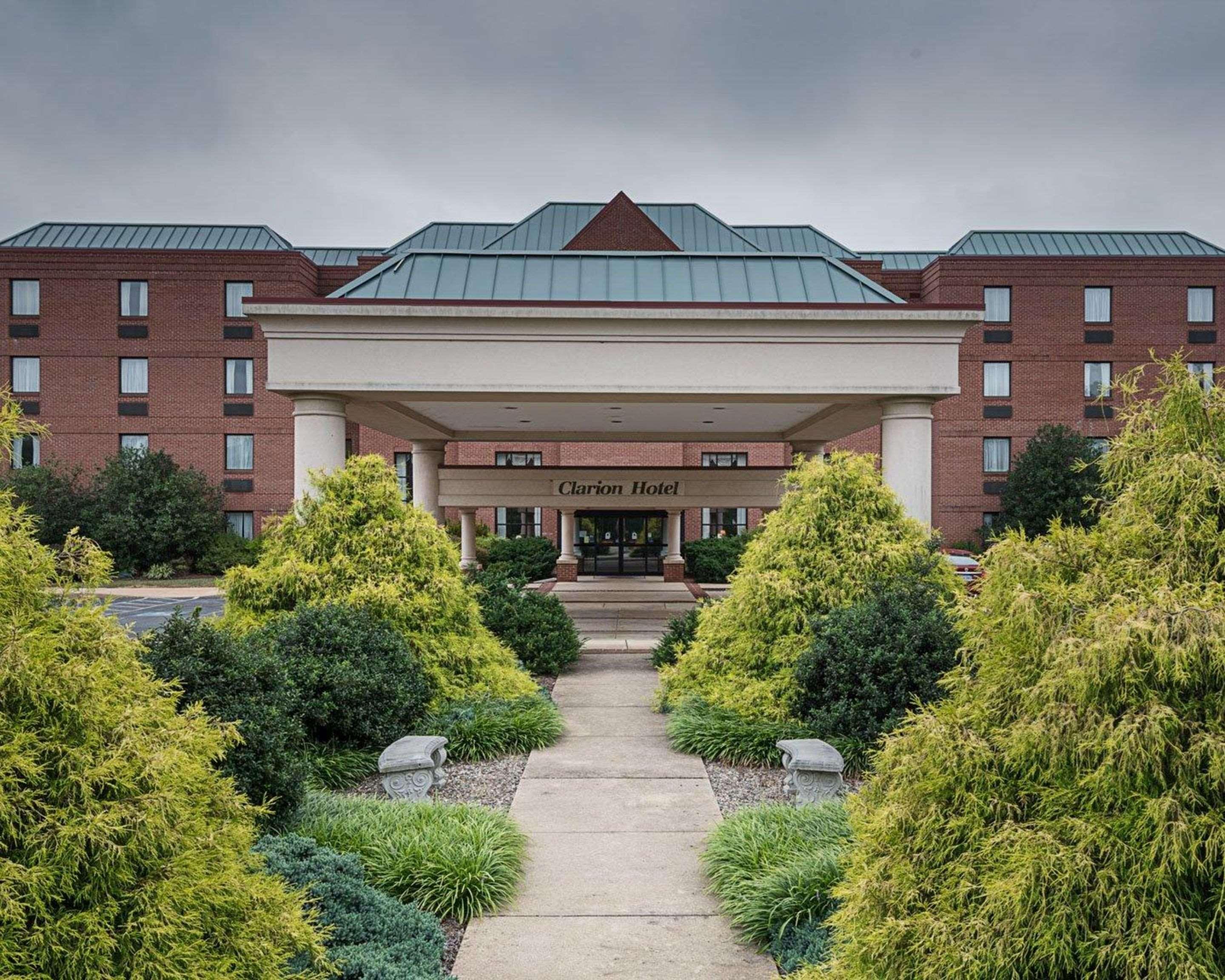 Clarion Hotel & Conference Center Shepherdstown Exterior foto