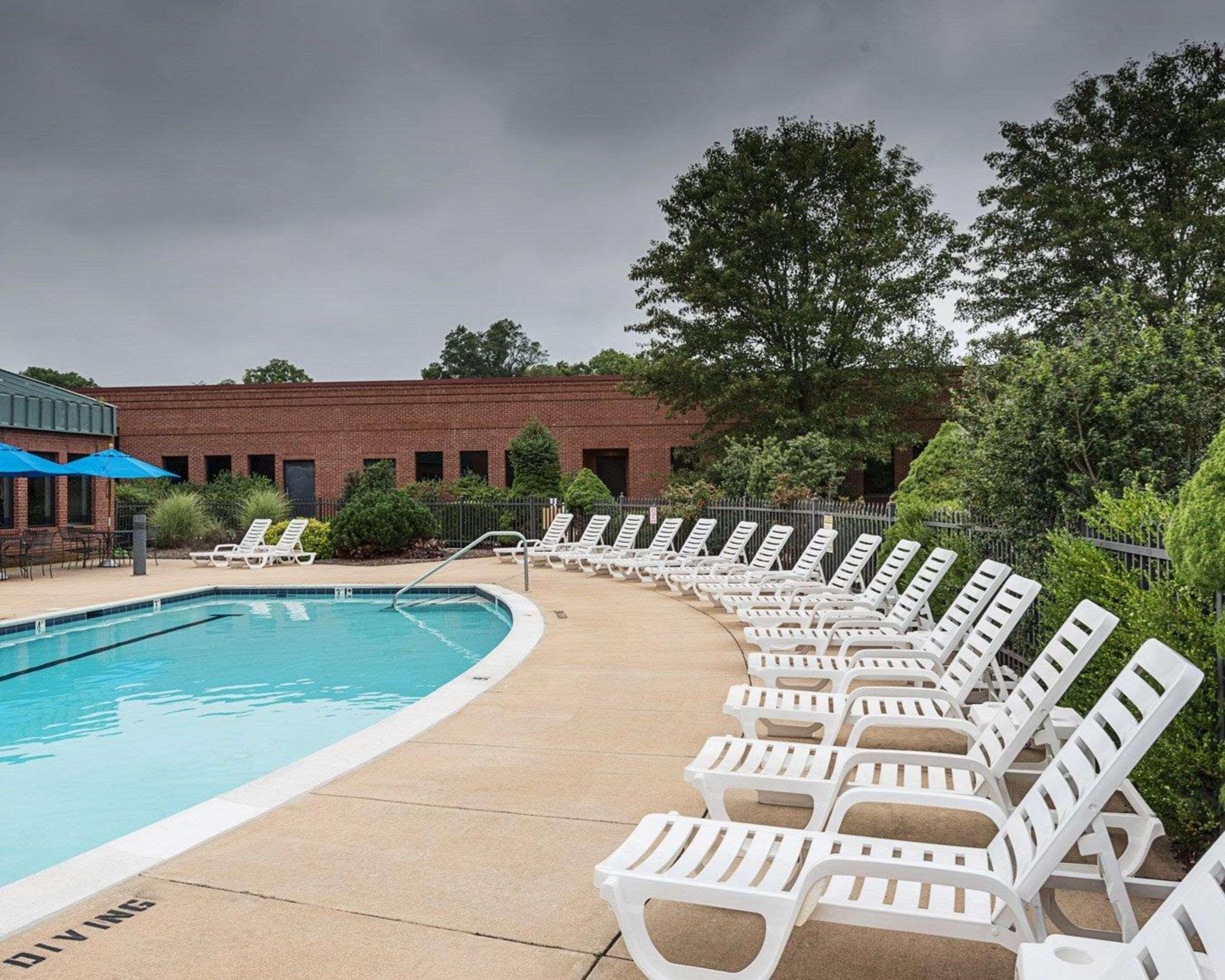 Clarion Hotel & Conference Center Shepherdstown Exterior foto